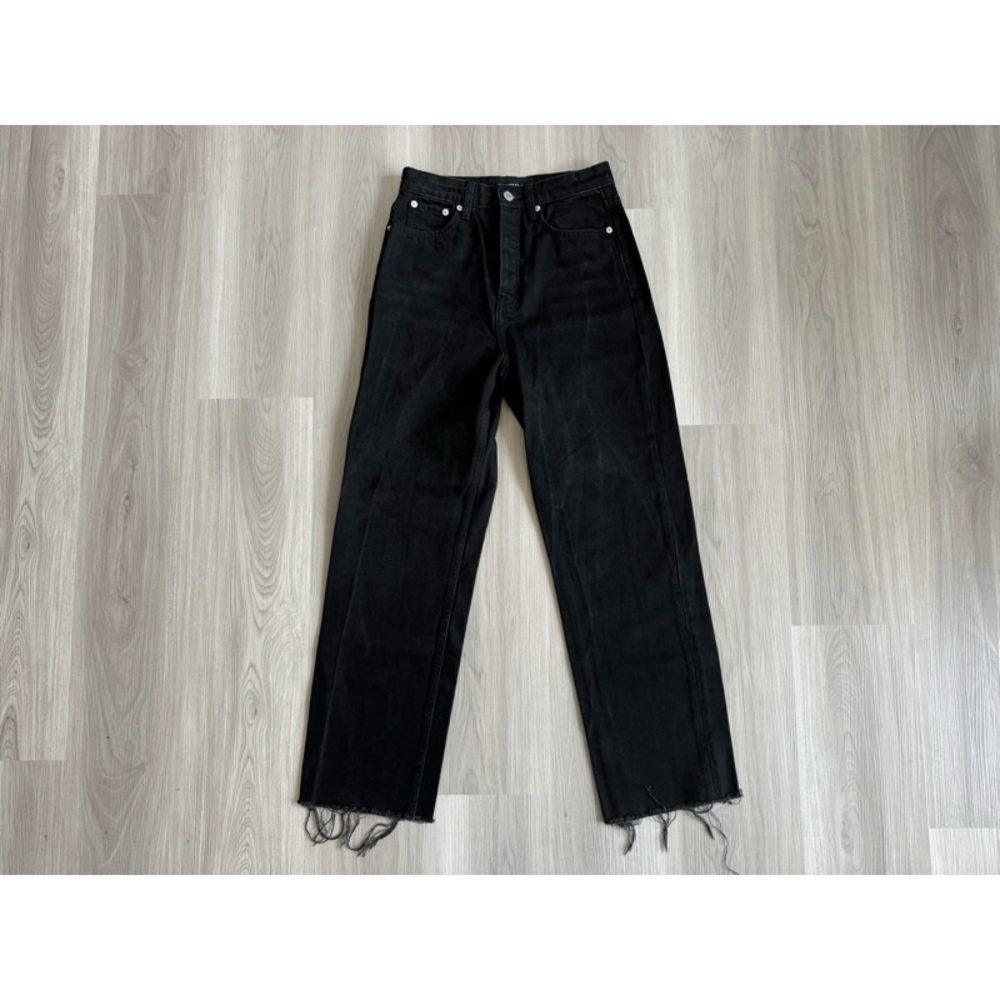 THE KOOPLES Straight Cut Jeans with High Waist in Black